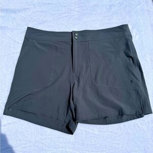 LL BEAN women’s shorts size 12 upf 50+ uv protection outdoors hiking fishing